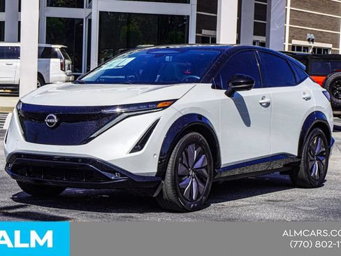 Used 2023 Nissan Ariya AWD/4WD image 3
