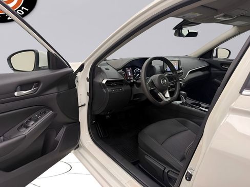 Used 2022 Nissan Altima 2.5 S FWD image 10