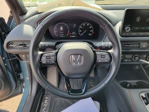 Certified 2025 Honda HR-V Sport image 21