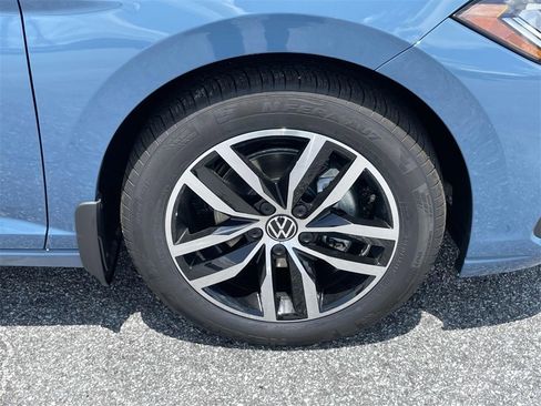 New 2025 Volkswagen Jetta SE image 10