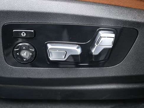 New 2026 BMW X6 M60i image 31