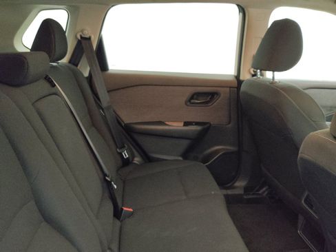 Used 2023 Nissan Rogue S FWD image 19