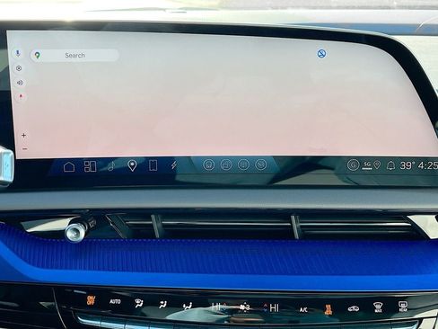 New 2026 Cadillac Optiq Sport 1 w/ LPO, Floor Liner Package AWD/4WD image 19