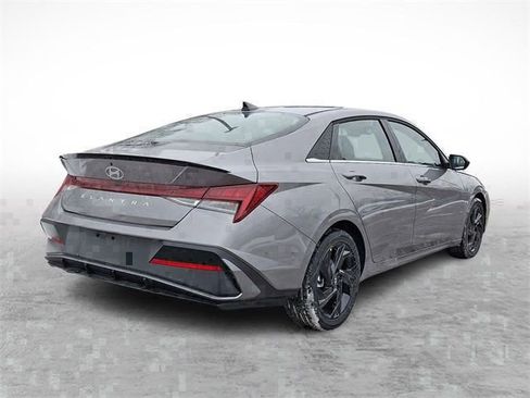 New 2026 Hyundai Elantra SEL Sport Premium FWD image 6