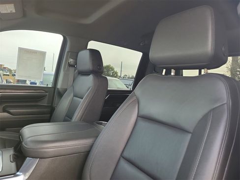 Used 2024 Chevrolet Silverado 2500 LTZ w/ LTZ Premium Package image 22