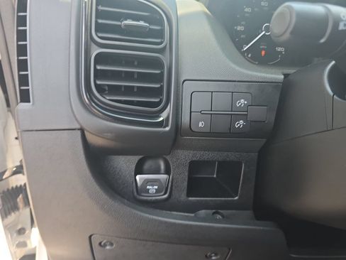 New 2026 RAM ProMaster 1500 w/ Convenience Group FWD image 23