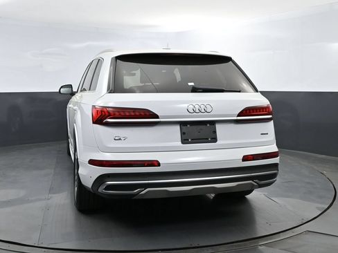 Used 2022 Audi Q7 3.0T Premium Plus w/ Premium Plus Package AWD/4WD image 23