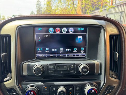 Used 2017 Chevrolet Silverado 2500 High Country w/ Duramax Plus Package AWD/4WD image 17