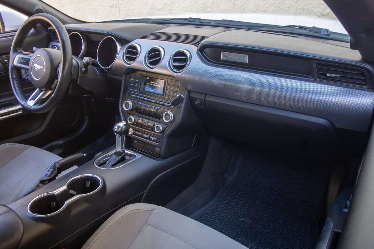 Used 2018 Ford Mustang GT RWD image 19