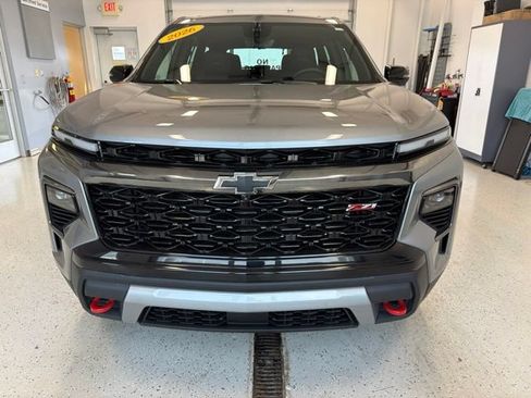 Used 2026 Chevrolet Traverse Z71 AWD/4WD image 4