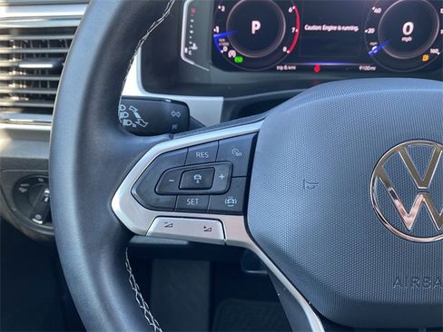 Used 2022 Volkswagen Atlas SE image 23