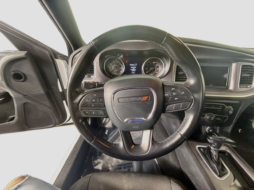 Used 2022 Dodge Charger SXT RWD image 37