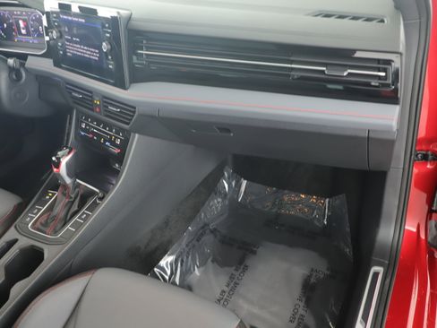 Used 2025 Volkswagen Jetta GLI Autobahn image 22