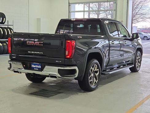 Used 2023 GMC Sierra 1500 SLT w/ SLT Premium Package image 3