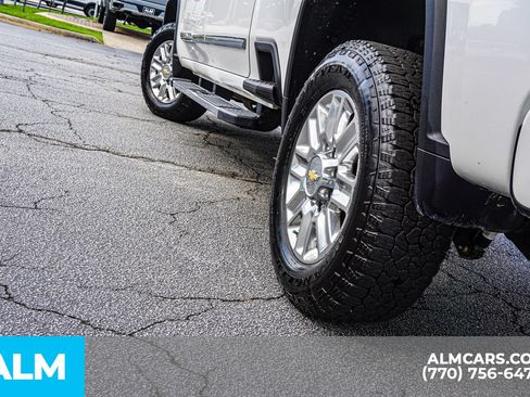 Used 2025 Chevrolet Silverado 3500 High Country w/ High Country Premium Package AWD/4WD image 14