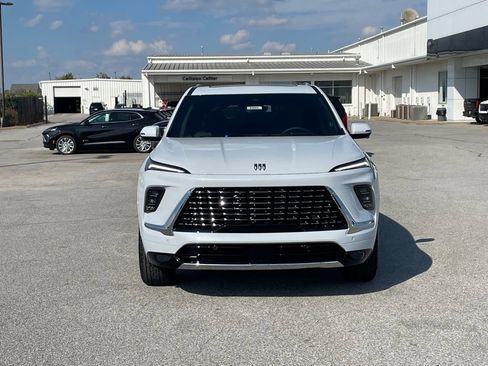 New 2026 Buick Enclave Avenir w/ Super Cruise Package image 2