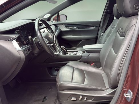 Certified 2023 Cadillac XT5 Premium Luxury AWD/4WD image 27