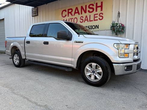 Used 2017 Ford F150 XLT RWD image 2