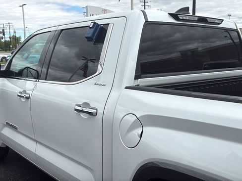 Used 2023 Toyota Tundra Limited w/ Power Package AWD/4WD image 23