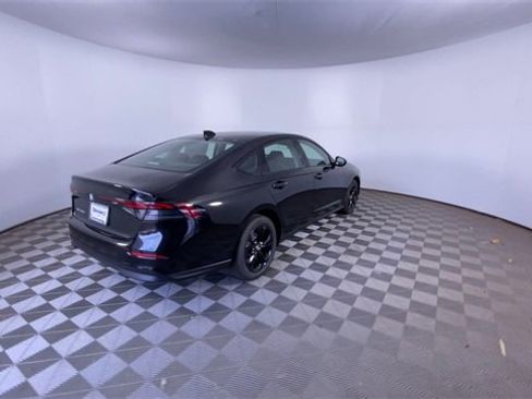 New 2025 Honda Accord SE image 28