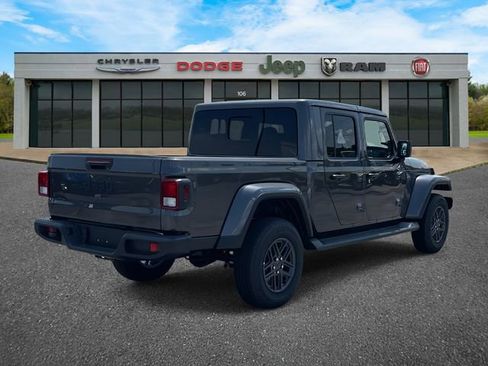 New 2025 Jeep Gladiator Sport image 23