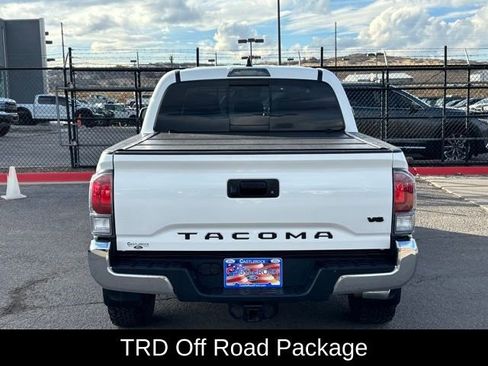 Used 2023 Toyota Tacoma TRD Off-Road image 4