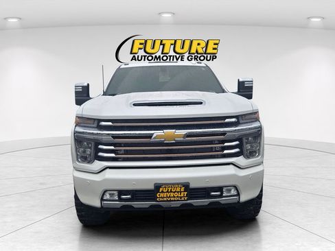 Used 2022 Chevrolet Silverado 3500 High Country AWD/4WD image 2