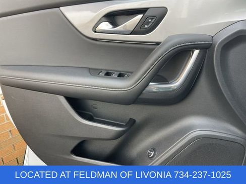 Certified 2023 Chevrolet Blazer LT w/ Convenience Package image 21