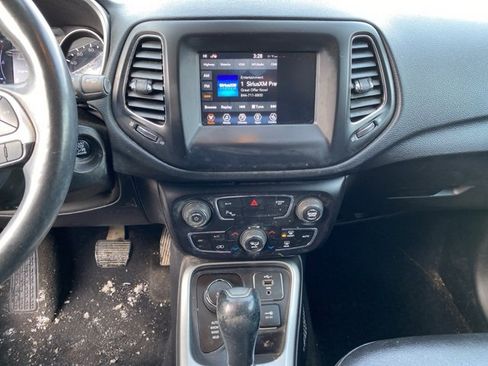 Certified 2019 Jeep Compass Latitude w/ Cold Weather Group image 28