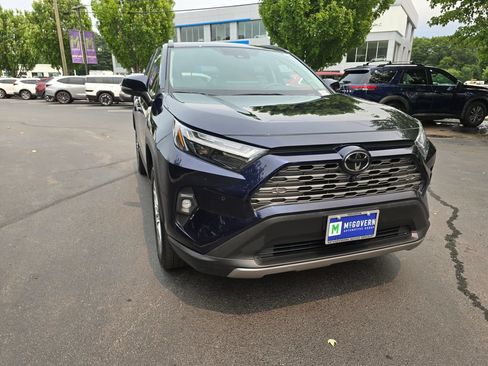 Used 2024 Toyota RAV4 Limited w/ Advanced Technology Package AWD/4WD image 9