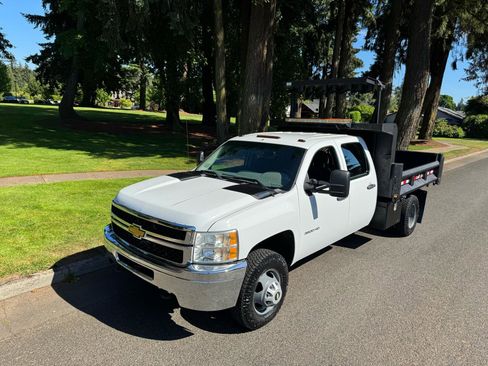 Used 2012 Chevrolet Silverado 3500 W/T RWD image 15