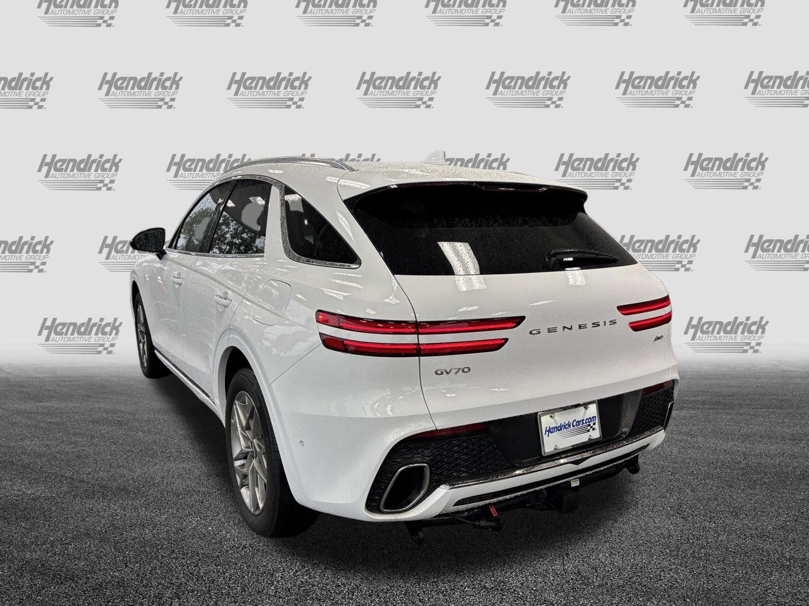 Used 2023 Genesis GV70 2.5T w/ Advanced Package AWD/4WD image 7
