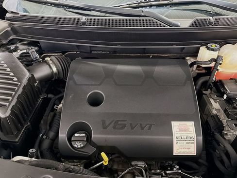 Used 2023 Buick Enclave Essence w/ Sport Touring Edition AWD/4WD image 29