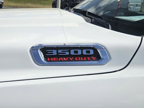 Used 2024 RAM 3500 Big Horn image 7