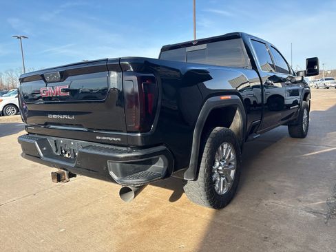 Used 2020 GMC Sierra 2500 Denali w/ Denali Ultimate Package image 10