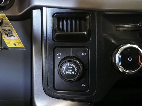 Used 2025 Ford F150 XLT w/ Equipment Group 301A Standard AWD/4WD image 20
