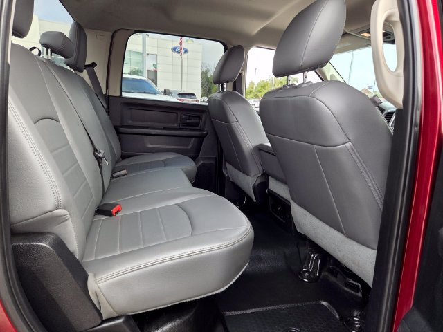 Used 2018 RAM 1500 Tradesman w/ Chrome Appearance Group AWD/4WD image 14