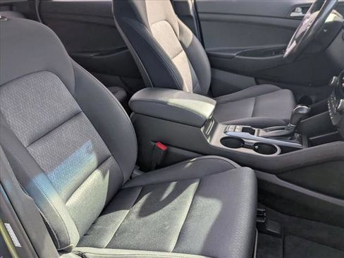 Used 2018 Hyundai Tucson Sport image 18