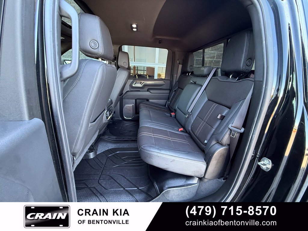 Used 2024 Chevrolet Silverado 2500 High Country w/ High Country Premium Package AWD/4WD image 24
