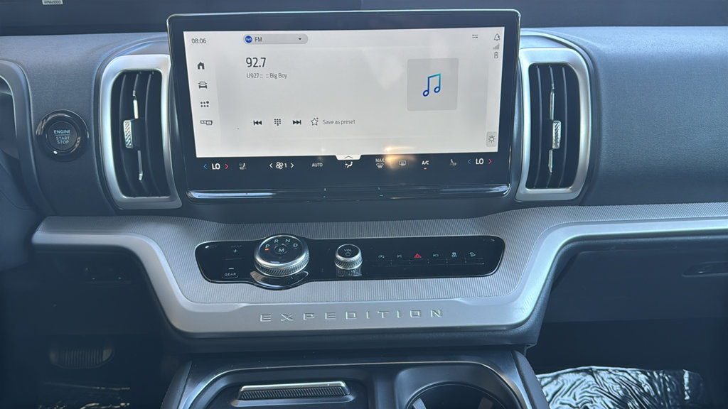 Certified 2025 Ford Expedition Active AWD/4WD image 11