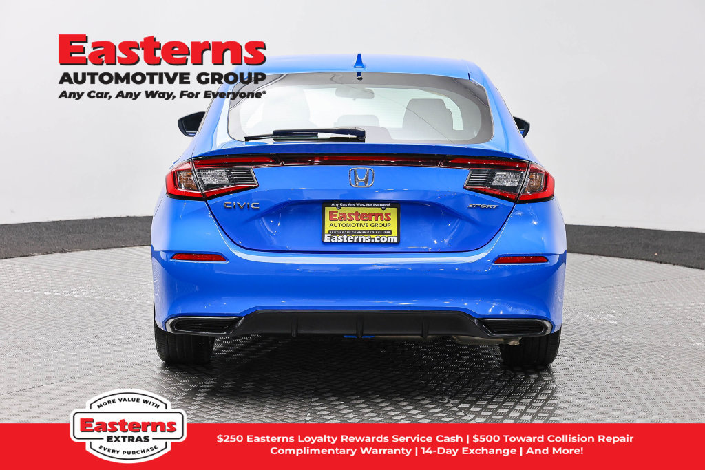 Used 2023 Honda Civic Sport image 7