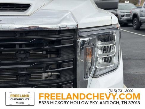 Used 2023 GMC Sierra 3500 Pro w/ Convenience Package image 7
