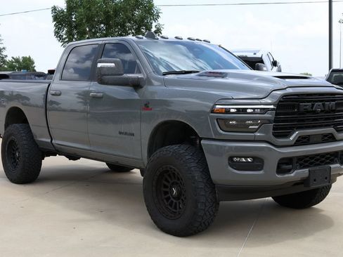 Used 2026 RAM 2500 Laramie w/ Night Edition AWD/4WD image 3