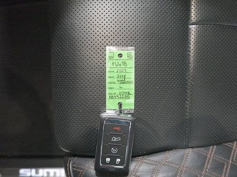 Used 2024 Jeep Grand Cherokee L Summit image 34