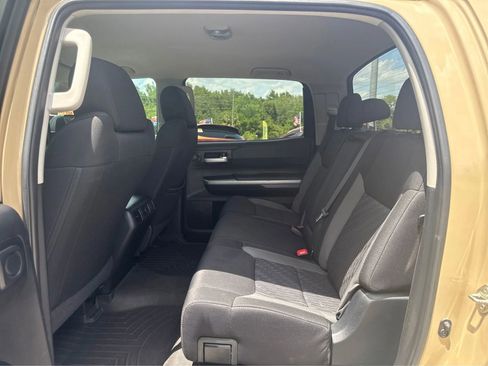 Used 2017 Toyota Tundra SR5 w/ SR5 Upgrade Package RWD image 10