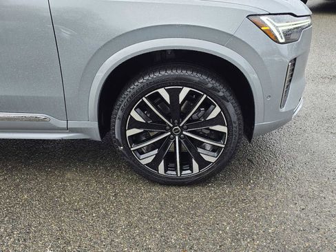 New 2026 Volvo XC90 B6 Ultra w/ Protection Package image 9