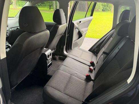 Used 2017 Volkswagen Tiguan S FWD image 14