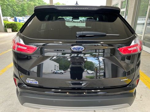 Certified 2023 Ford Edge SEL w/ Convenience Package image 11