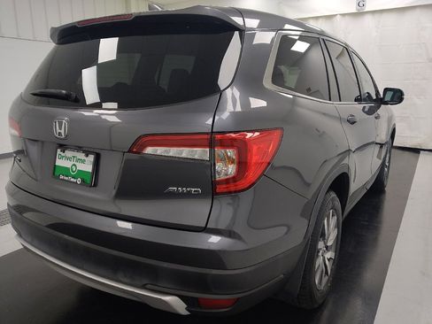 Used 2019 Honda Pilot EX image 9