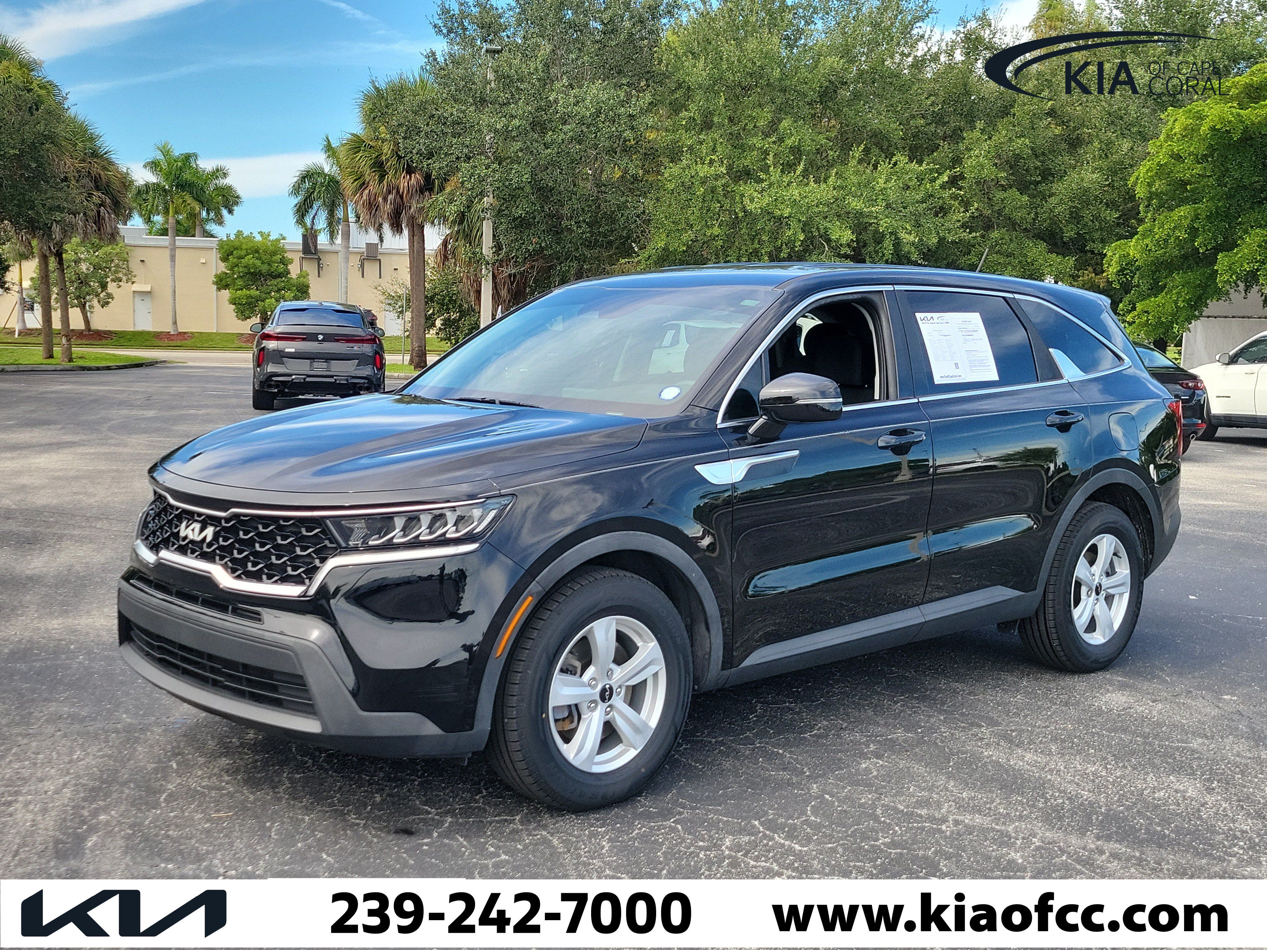 Used 2022 Kia Sorento LX FWD image 3